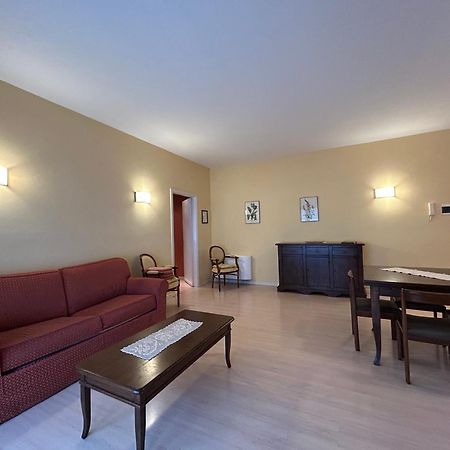 Residenza Dei Fiori Aparthotel Cannero Riviera Exteriör bild