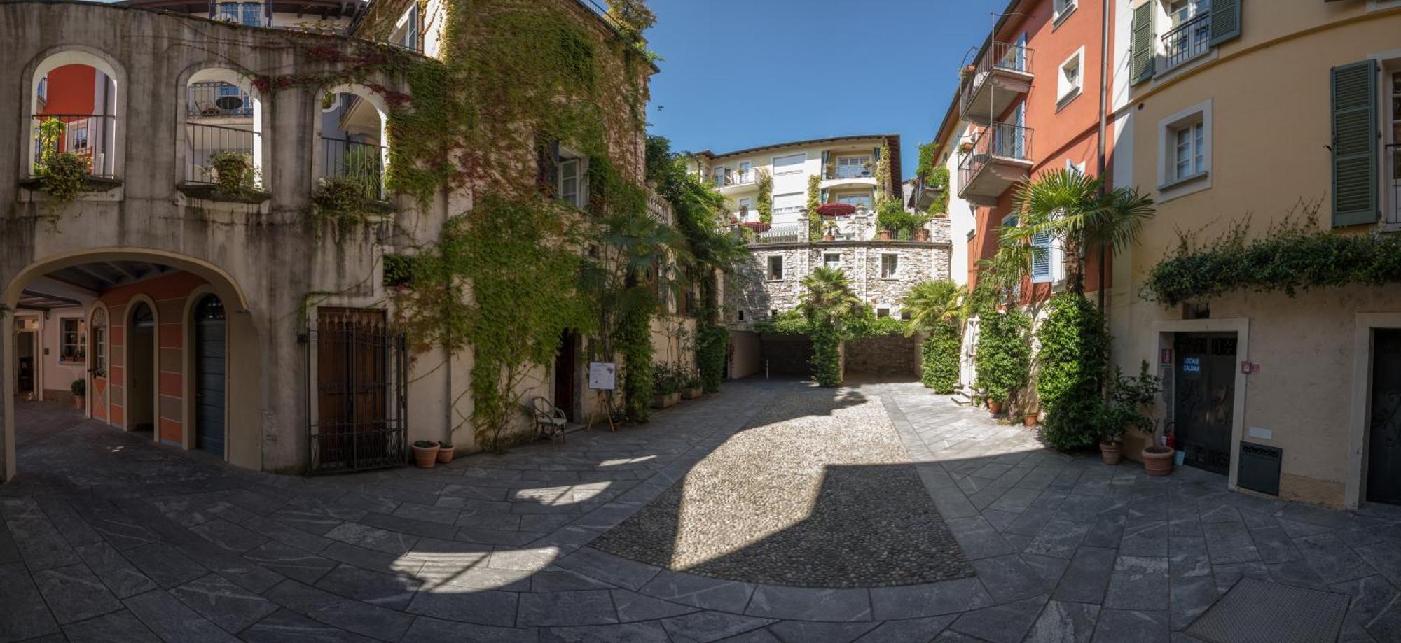 Residenza Dei Fiori Aparthotel Cannero Riviera Exteriör bild