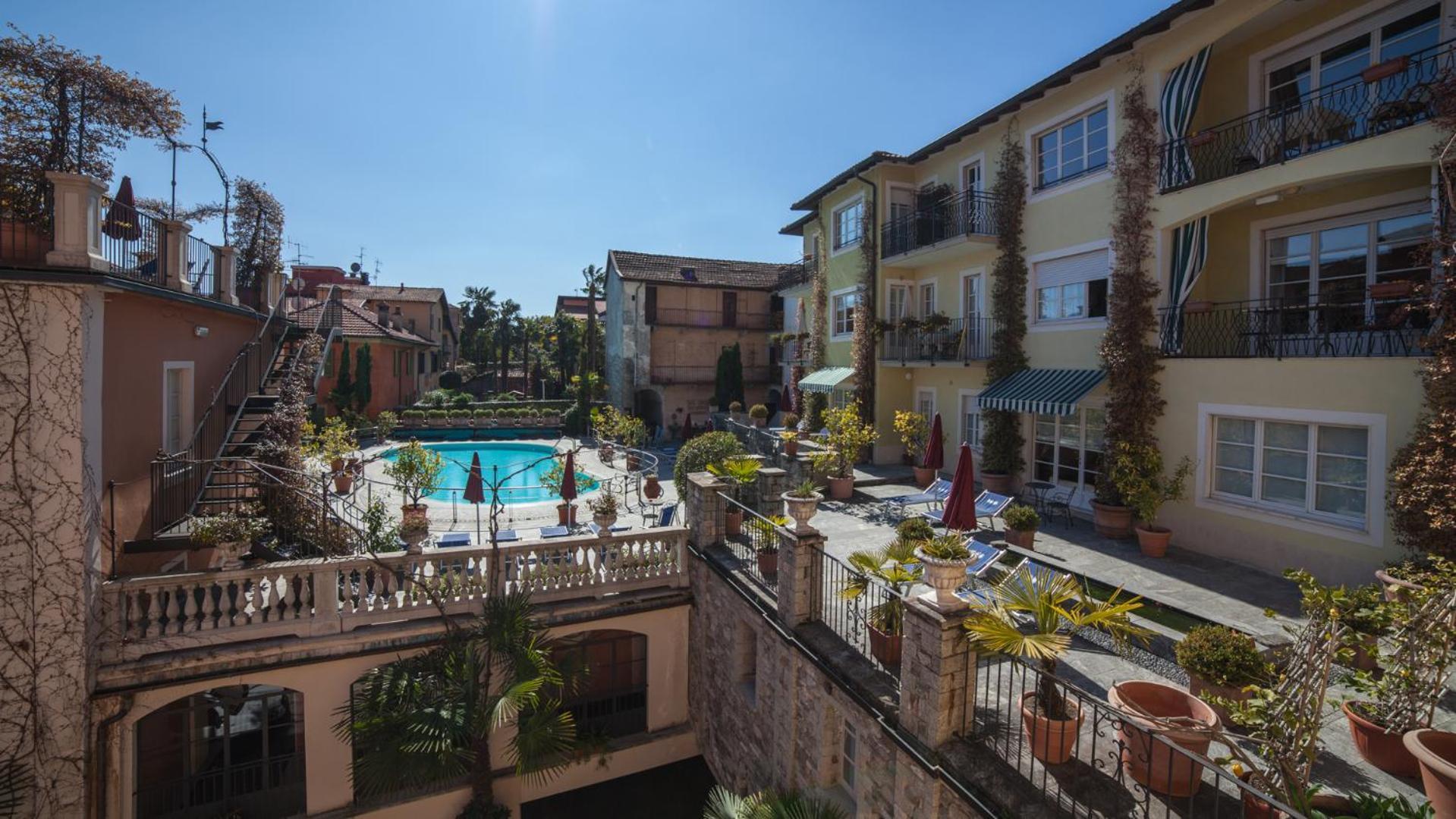 Residenza Dei Fiori Aparthotel Cannero Riviera Exteriör bild