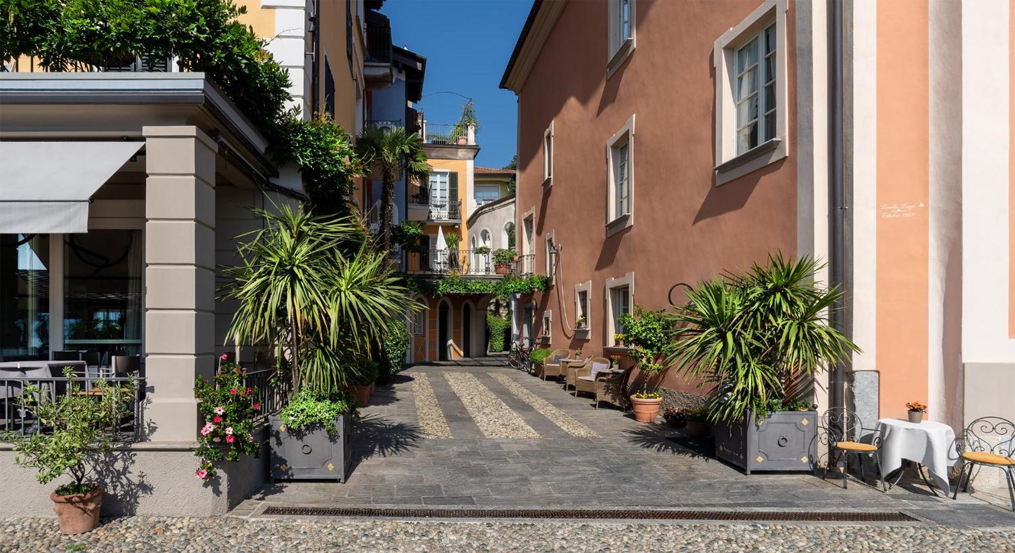 Residenza Dei Fiori Aparthotel Cannero Riviera Exteriör bild
