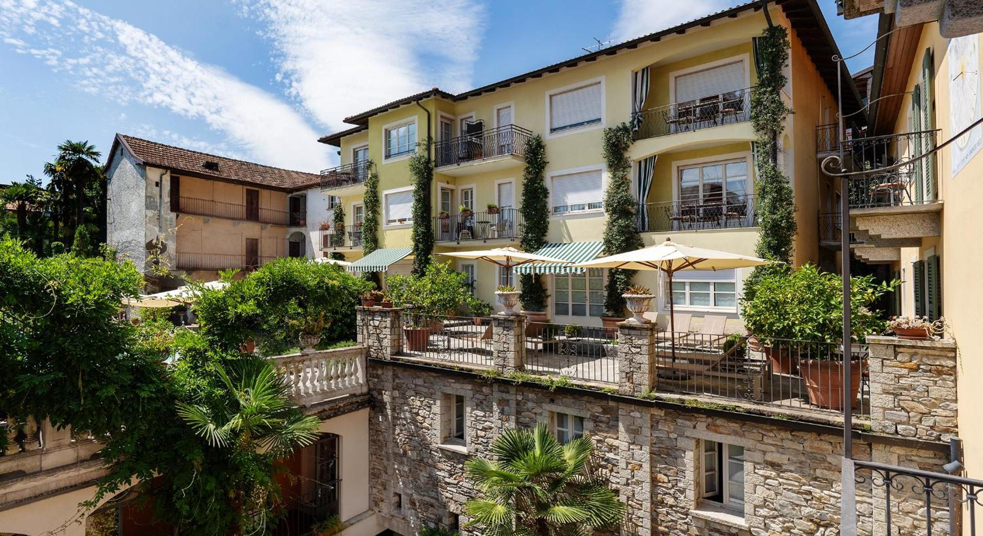 Residenza Dei Fiori Aparthotel Cannero Riviera Exteriör bild