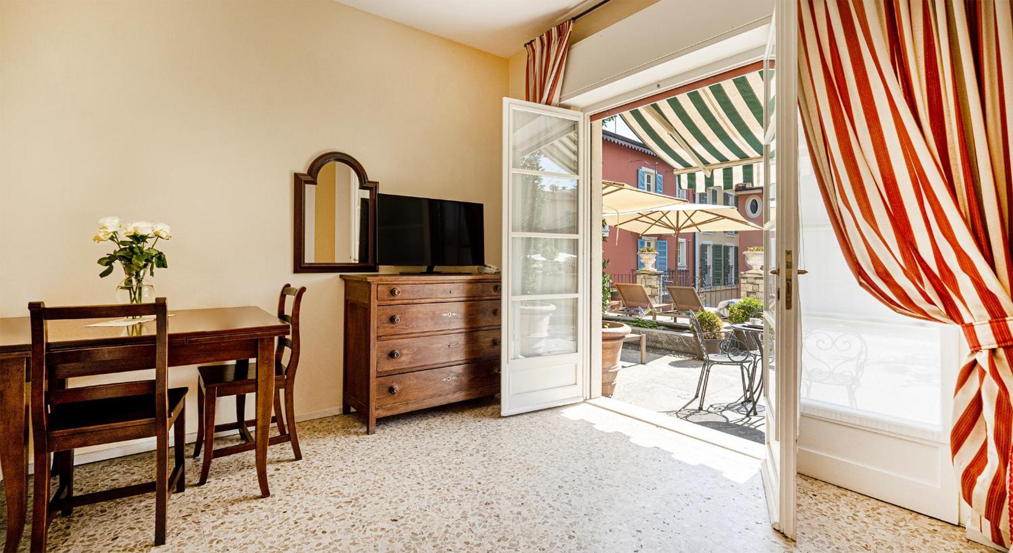 Residenza Dei Fiori Aparthotel Cannero Riviera Exteriör bild