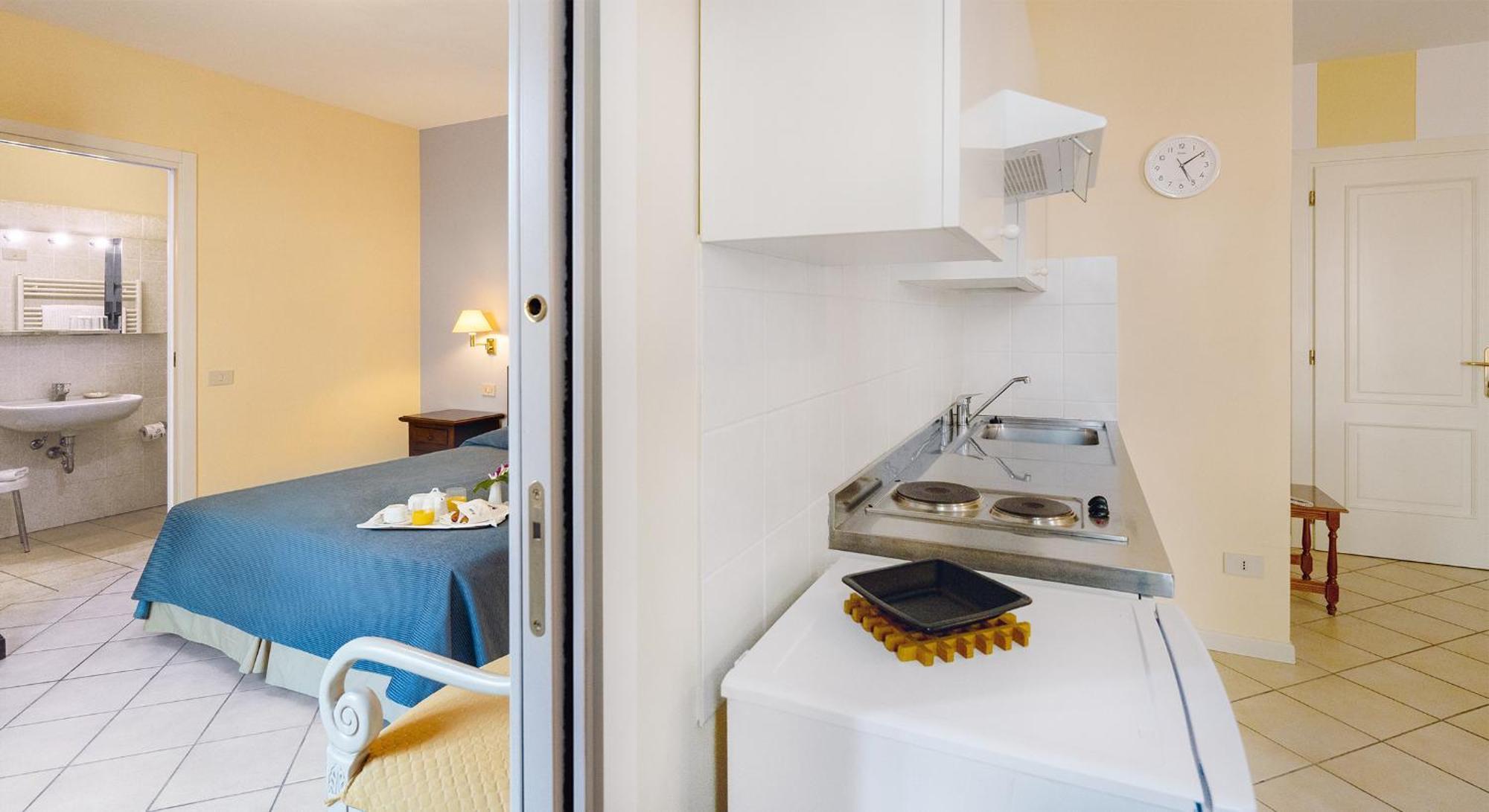 Residenza Dei Fiori Aparthotel Cannero Riviera Exteriör bild